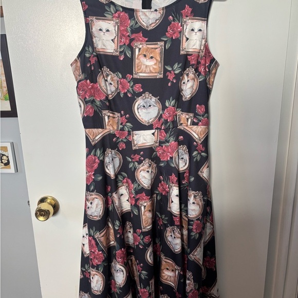 Dresses & Skirts - Retro Style Romantic Core Girly Femme Figure Flattering Small Flowy Dress
